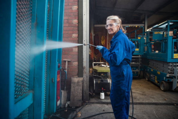 Best Warehouse Cleaning  in Needville, TX